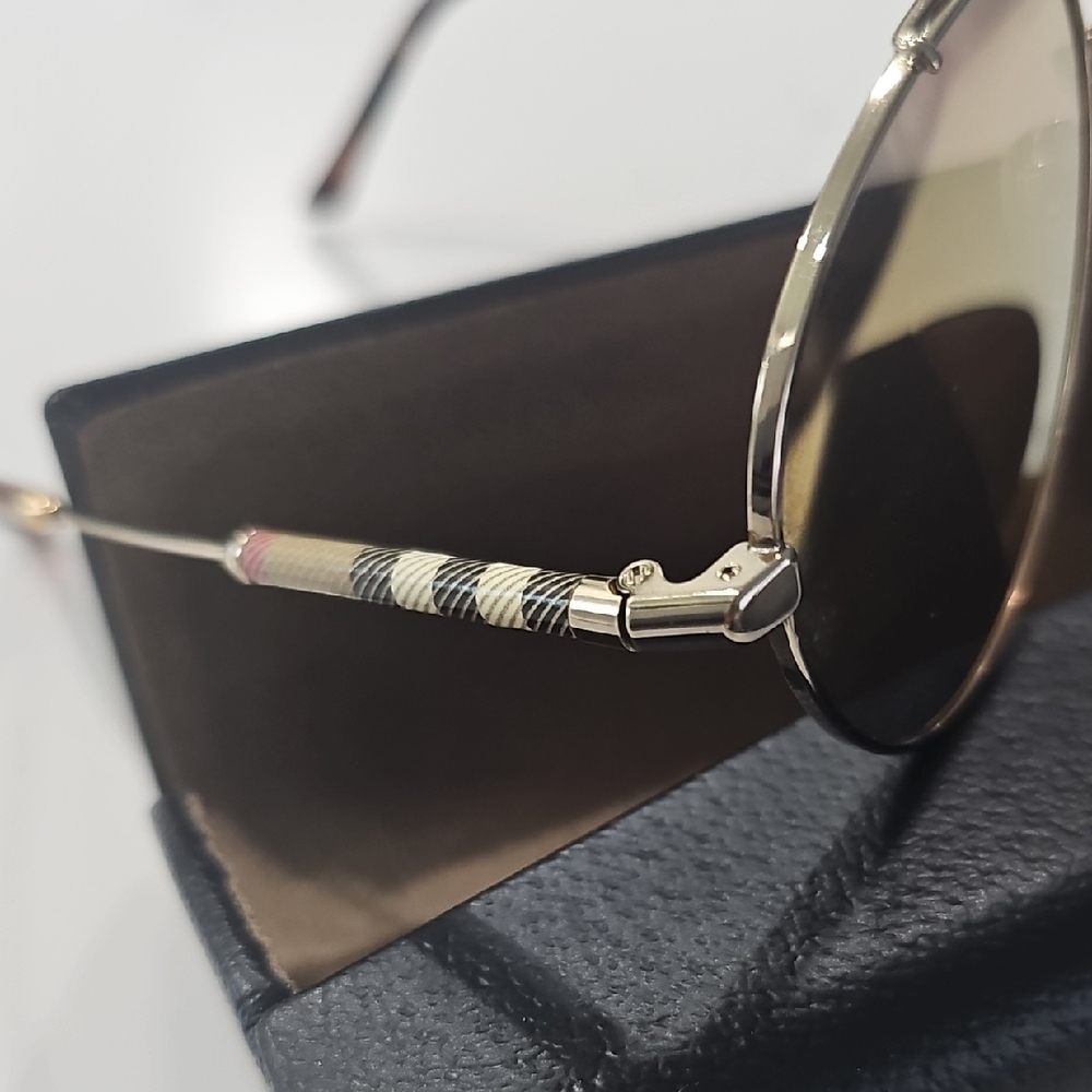 Burberry Gold Aviator Sunglasses with Black Case - Picture 2 of 13